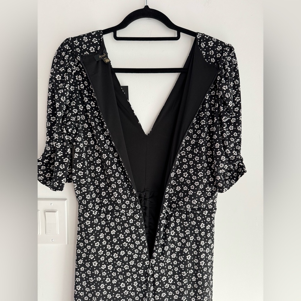 AFRM Black Ditsy Daisy Floral Plunge V Neck High Low Maci Dress NEW Women’s M - Picture 13 of 13